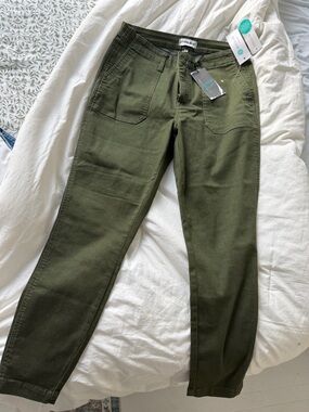 Studio Blue Olive Green Utility Pants with Label
